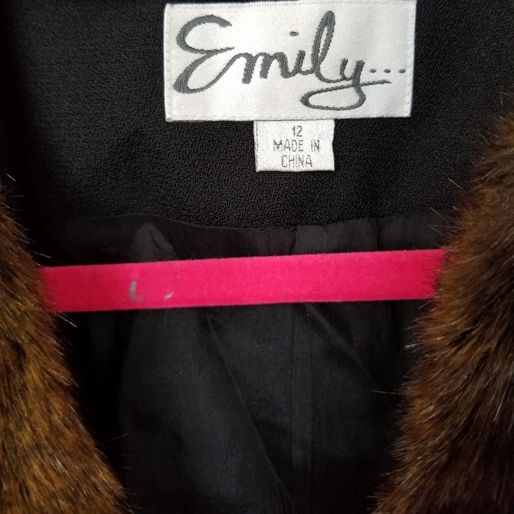 Emily coat. - Picture 2 of 8